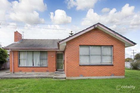 Property photo of 10 Fairview Drive Roxburgh Park VIC 3064