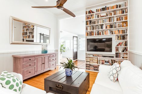 Property photo of 6 Ferris Street Gladstone Central QLD 4680