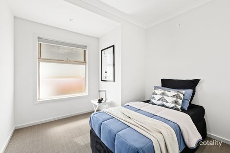Property photo of 2/64 Cornwall Road Pascoe Vale VIC 3044