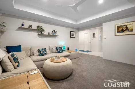 Property photo of 10 Balclutha Crescent Madora Bay WA 6210