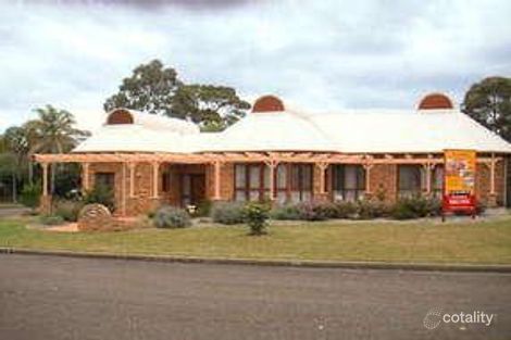 Property photo of 4 Eucalypt Close Old Bar NSW 2430