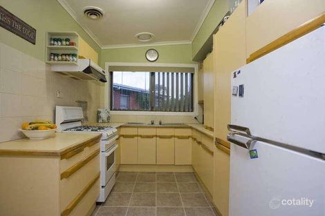 Property photo of 4 Protea Court Newcomb VIC 3219