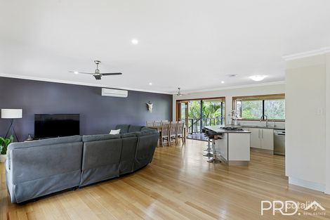 27 Dundonald Cres, Tinana, QLD 4650