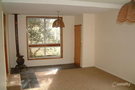 Property photo of 10 Beath Crescent Kahibah NSW 2290