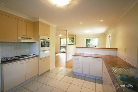 Property photo of 6 Sunshine Court Labrador QLD 4215