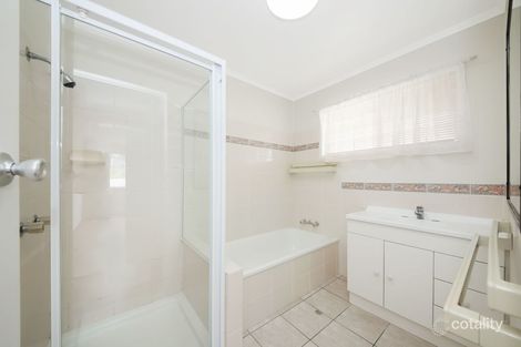 Property photo of 14 Edgehill Crescent Springwood QLD 4127