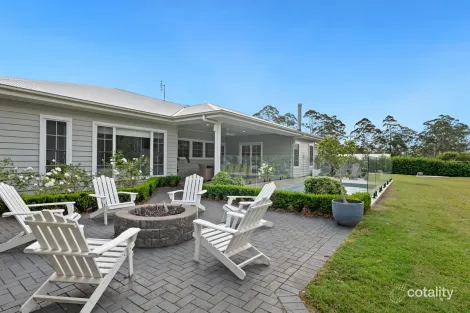 Property photo of 12 Whispering Pines Drive Highfields QLD 4352