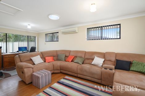 Property photo of 21 Clare Crescent Berkeley Vale NSW 2261