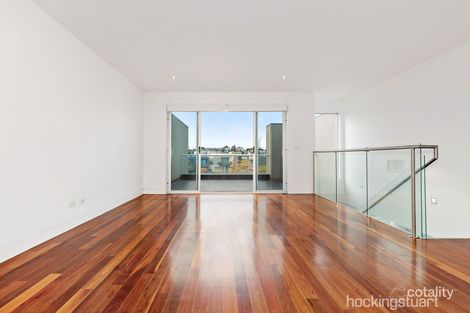 Property photo of 1/17 Waterside Place Maribyrnong VIC 3032