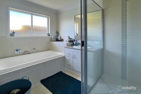 Property photo of 1/37 Whitehaven Drive Blacks Beach QLD 4740