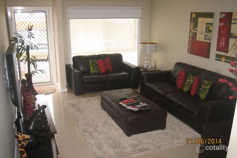 Property photo of 12 Seggan Circle Gowanbrae VIC 3043
