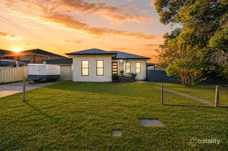 70 Bridge Ave, Oak Flats, NSW 2529