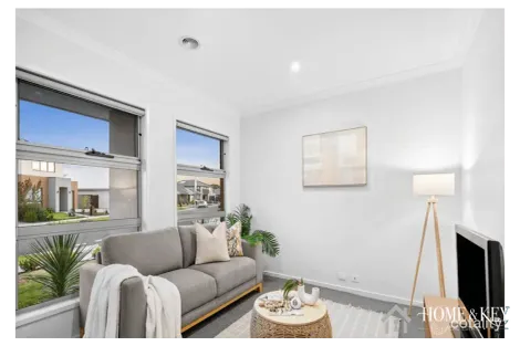 Property photo of 13 Metropolis Way Donnybrook VIC 3064