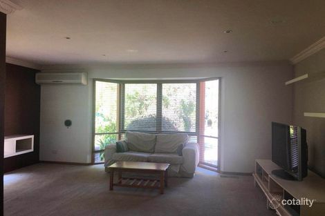 Property photo of 2/104 Thames Street Box Hill North VIC 3129