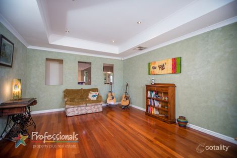 Property photo of 10 Kulin Pass Canning Vale WA 6155