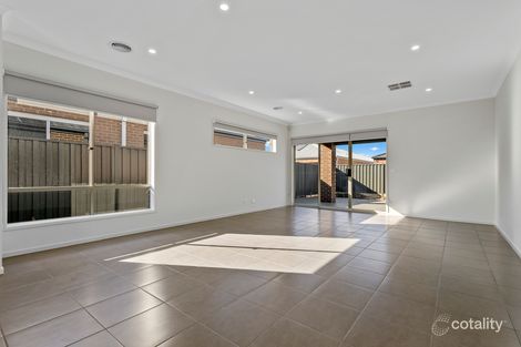 Property photo of 71 Grandvista Boulevard Werribee VIC 3030