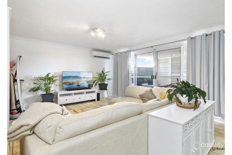 4/373 Cypress Tce N, Palm Beach, QLD 4221