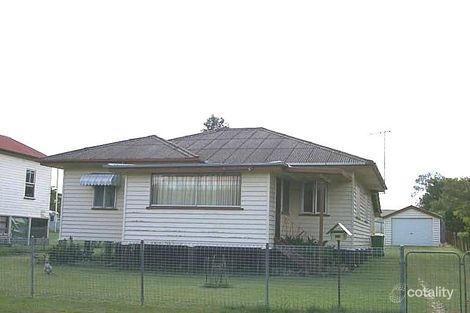 23 Alexandra St, Booval, QLD 4304