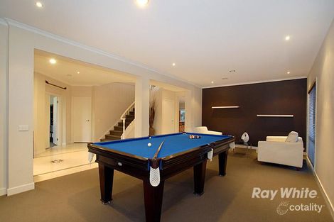 Property photo of 10 Pimento Close Narre Warren South VIC 3805