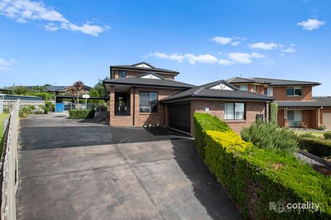 Property photo of 18 Benmara Crest Narre Warren South VIC 3805
