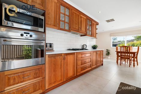 Property photo of 514 Margaret Place Lavington NSW 2641