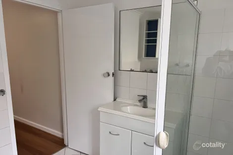 Property photo of 3/1A Hartland Avenue Black Forest SA 5035