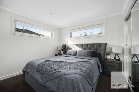 Property photo of 2/8 Birch Avenue Tullamarine VIC 3043