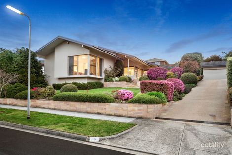 Property photo of 19 Gwingana Crescent Glen Waverley VIC 3150