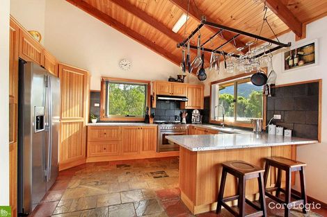 168 Waples Rd, Farmborough Heights, NSW 2526