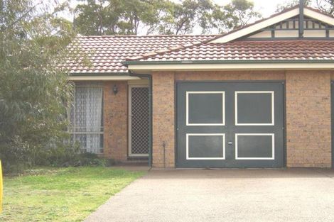 18 New York Ave, Warners Bay, NSW 2282