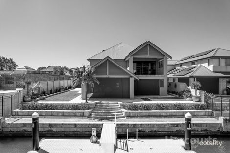 Property photo of 28 Erins Isle Dudley Park WA 6210