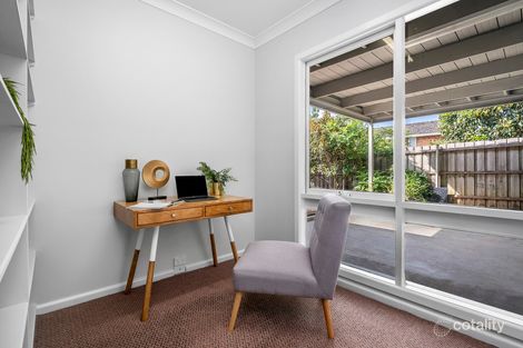 Property photo of 49 Chaucer Street Hamlyn Heights VIC 3215