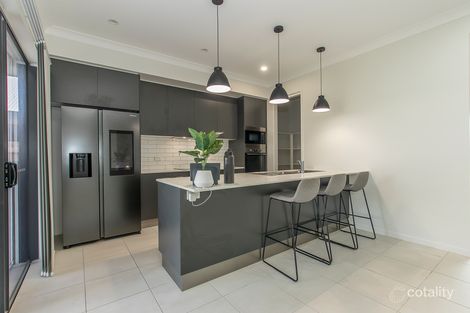 Property photo of 15 Clementine Street Mount Low QLD 4818