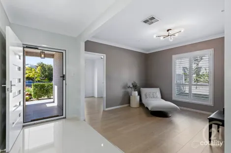 Property photo of 133 Kingfisher Drive Upper Kedron QLD 4055
