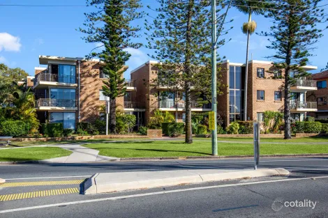 26/490 MARINE PDE, BIGGERA WATERS, QLD 4216