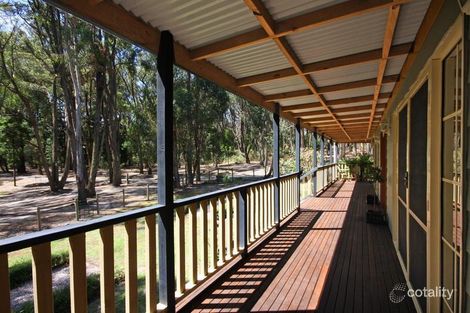 Property photo of 53 Garner Quadrant Woodend VIC 3442