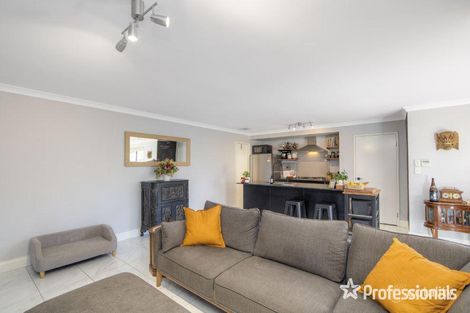 Property photo of 39 Dunmore Crescent Harrisdale WA 6112