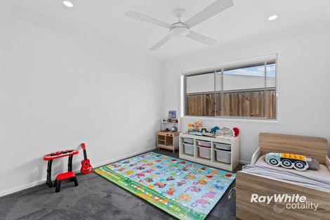 Property photo of 3 Creaghe Street Park Ridge QLD 4125