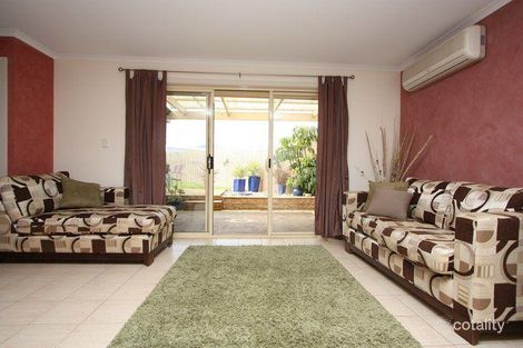 Property photo of 19 Ella Street Dover Gardens SA 5048