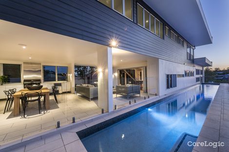 Property photo of 3 Majestic Outlook Seven Hills QLD 4170