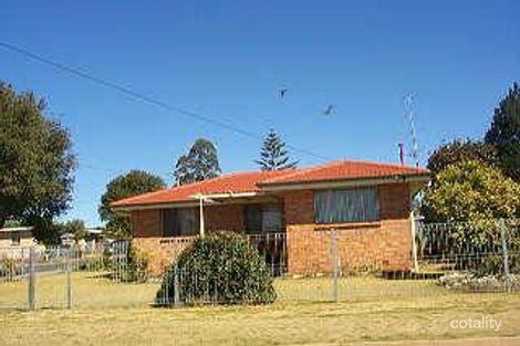 26 Makepeace St, Rockville, QLD 4350