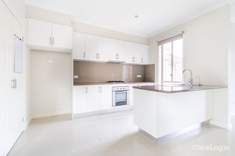 Property photo of 2/7 Kumara Circuit South Morang VIC 3752