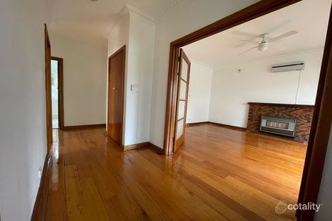 Property photo of 17 Stewart Road Oakleigh East VIC 3166