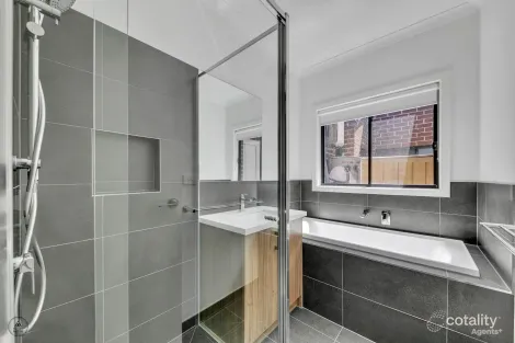 Property photo of 10 Amreli Street Deanside VIC 3336