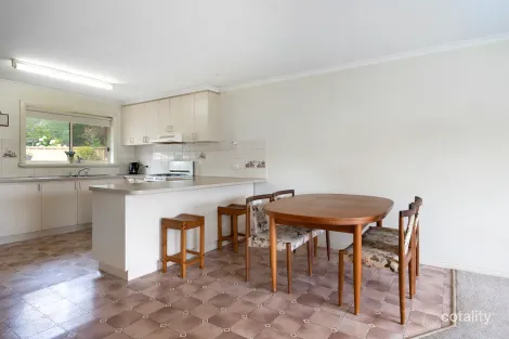 Property photo of 2/28 Berkeley Street Castlemaine VIC 3450