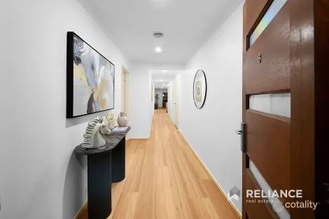 Property photo of 8 Design Drive Point Cook VIC 3030