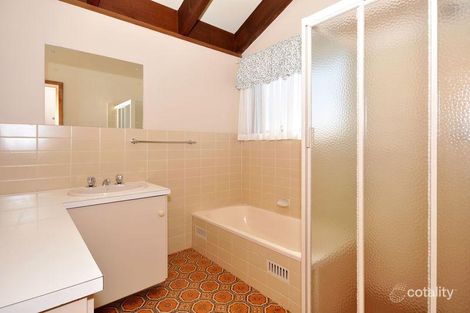 Property photo of 10 Vincent Boulevard Flagstaff Hill SA 5159
