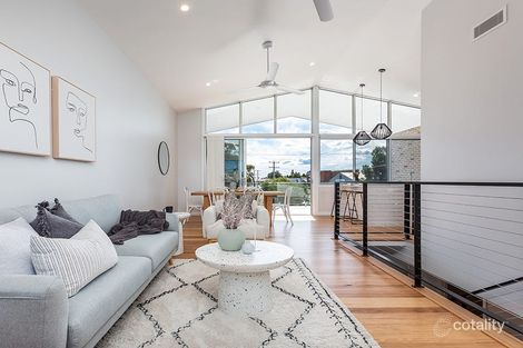 Property photo of 2/8A Annie Street Wickham NSW 2293