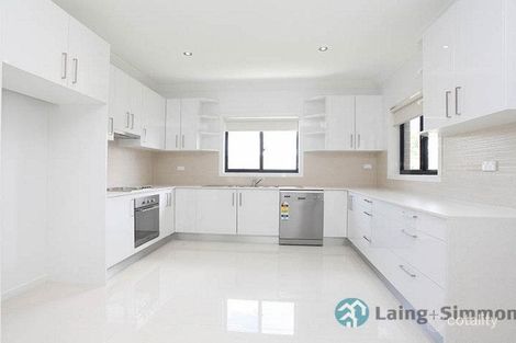 Property photo of 4 Capuchin Way Plumpton NSW 2761