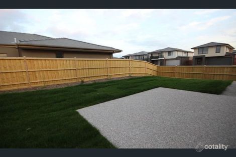 Property photo of 212 Clarendon Drive Keysborough VIC 3173